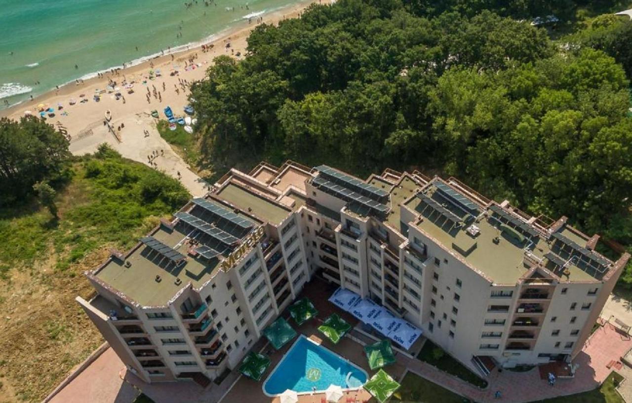 Moreto Seaside Aparthotel Обзор Екстериор снимка